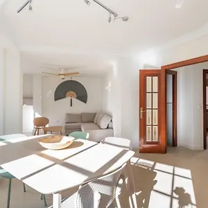 https://renthas-trinidad-apartment.es-andalucia.com